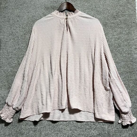 Cactus + Pearl Woman’s Light Pink Ruffle Dot Blouse Size Large - Picture 1 of 9